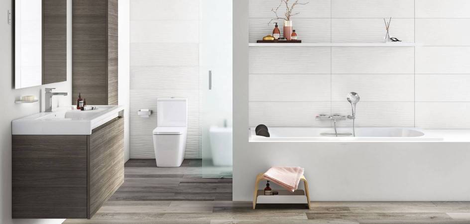 A comfort bathroom with Roca products